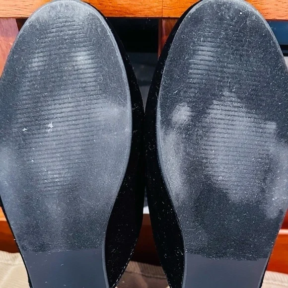 Wanted Ladies Suede Horse Bit Mules. - Picture 2 of 7